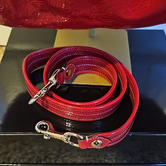 Coach 2010 Limited Edition Red Liquid Leather Poppy “Valentine” Large Tote EUC - Picture 13 of 14